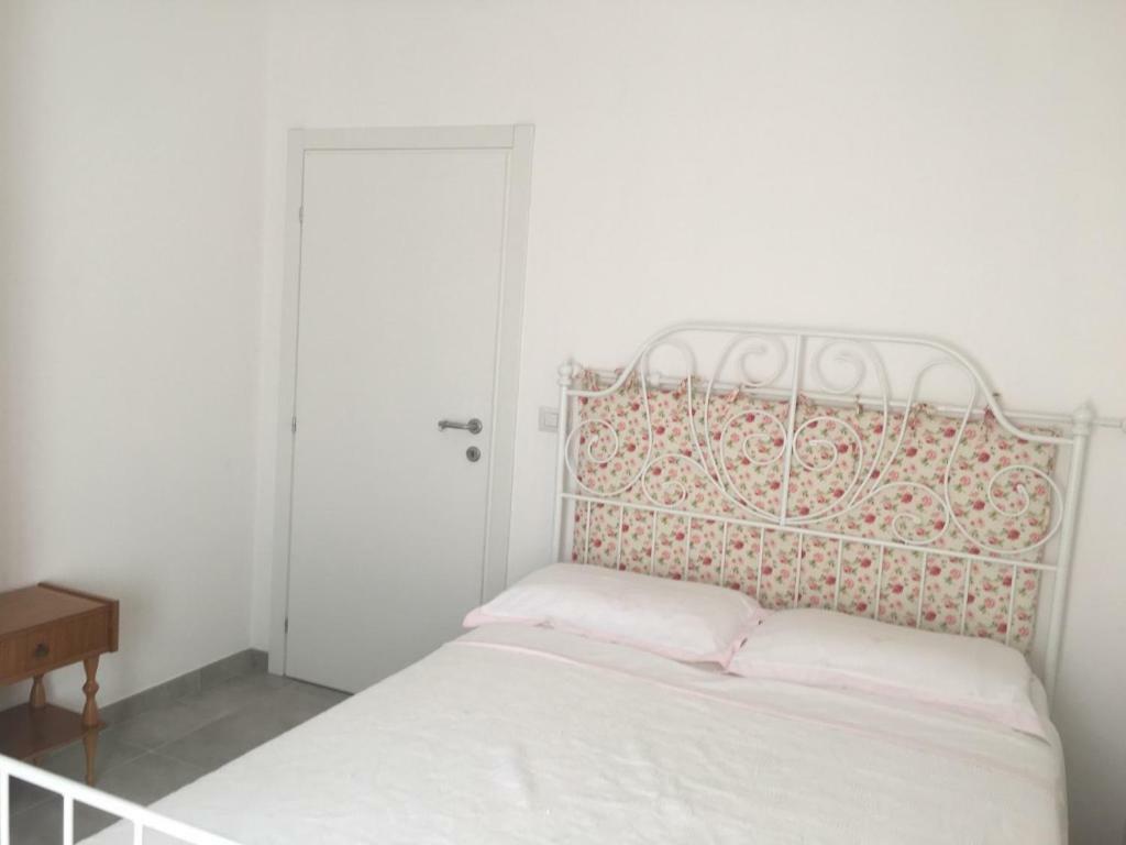 Casa Leo Appartement Fossombrone Buitenkant foto